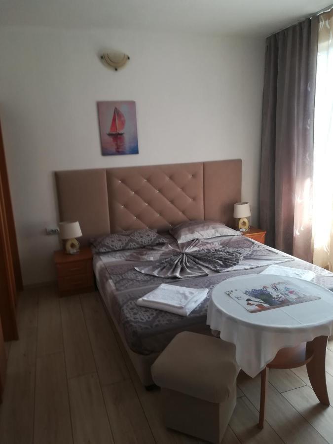 Guest House Stenli Primorsko Exteriér fotografie